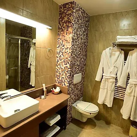 La Rocca Boutique Hotel