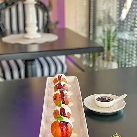 La Rocca Boutique Hotel