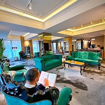 La Rocca Boutique 4*