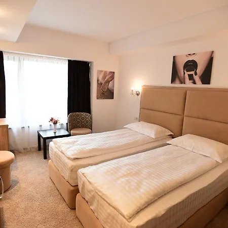 Hotel La Rocca Boutique Krajowa