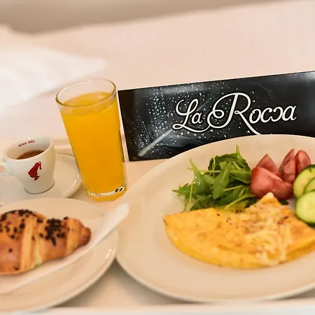 La Rocca Boutique Hotel 4*