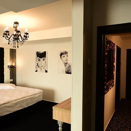 La Rocca Boutique 호텔 4*