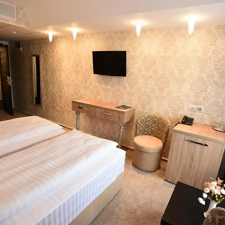 La Rocca Boutique Hotel 4*