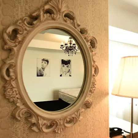 La Rocca Boutique 4*