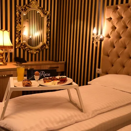 호텔 La Rocca Boutique 4*