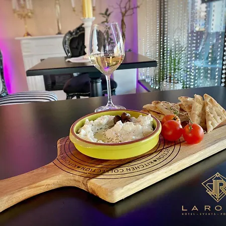 La Rocca Boutique 4*